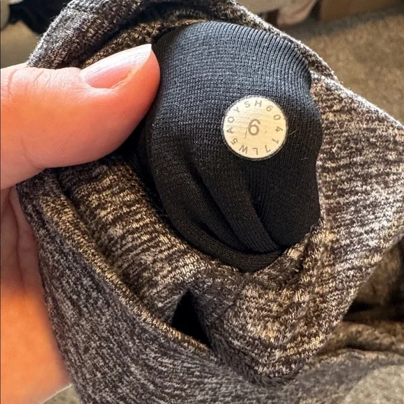 Lululemon Heather Gray Leggings - Picture 5 of 5